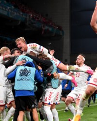  门兴格拉德巴赫锋线复苏，大胜对手重振士气