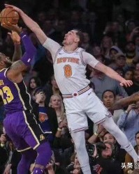  步行者加时惜败，哈利伯顿失绝杀  