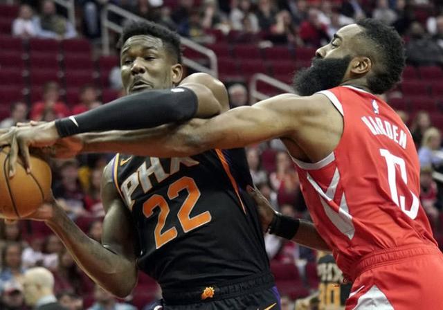  布雷斯特爆冷击败卫冕冠军制造大冷门